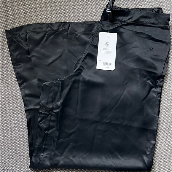 Athleta Other - Athleta Calm Cool Pant - Size L - NWT